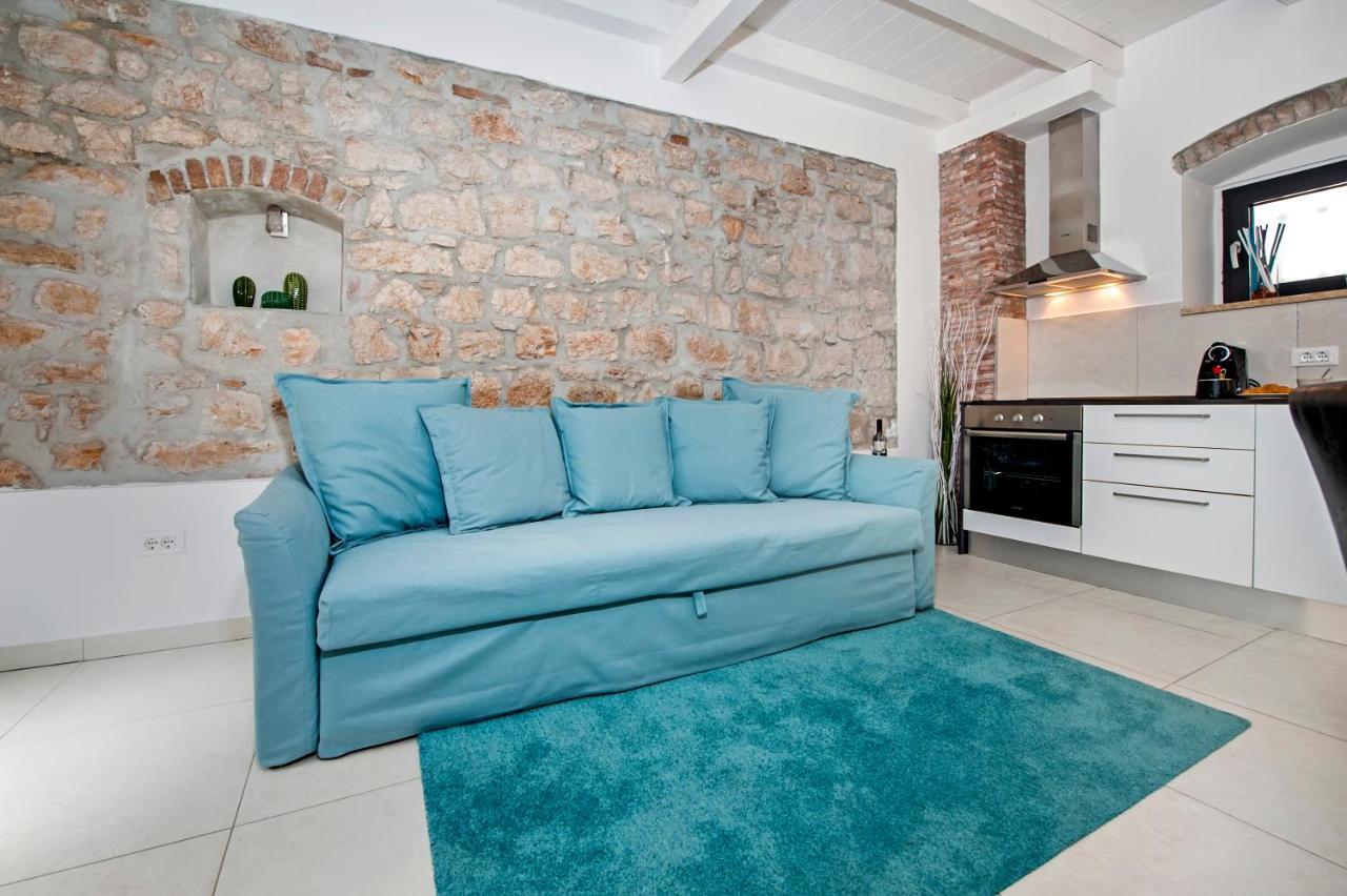 Marcus Home Ρόβινι Εξωτερικό φωτογραφία