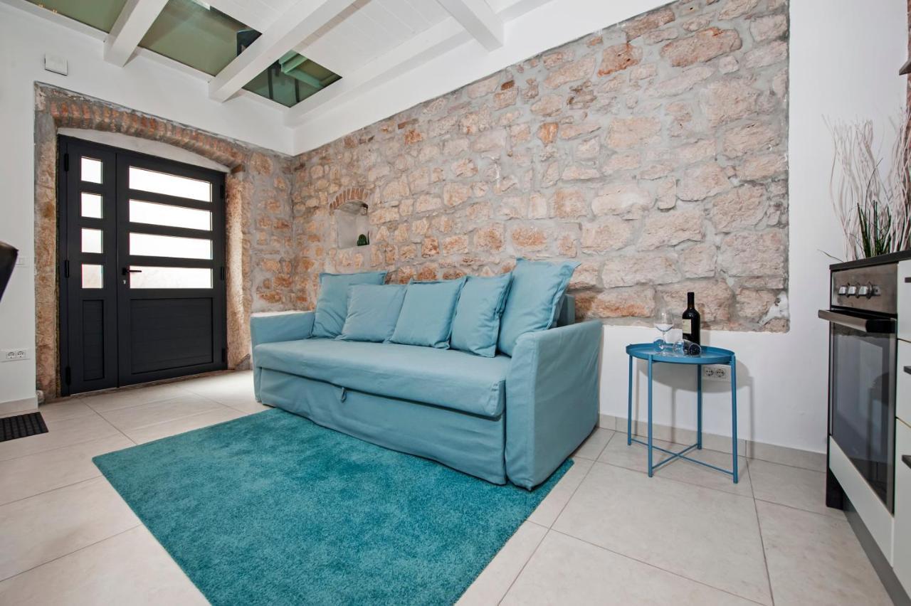 Marcus Home Ρόβινι Εξωτερικό φωτογραφία