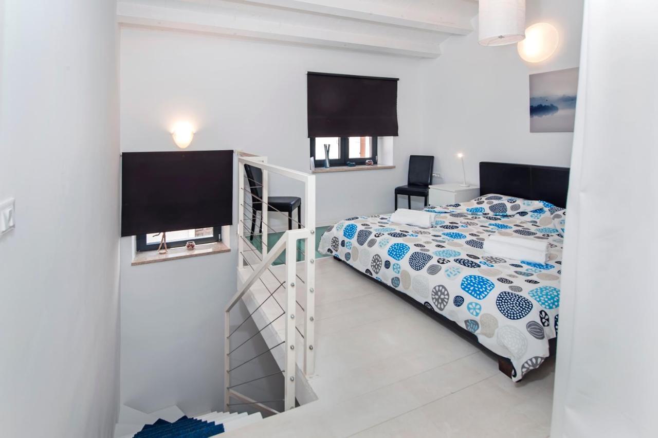 Marcus Home Ρόβινι Εξωτερικό φωτογραφία